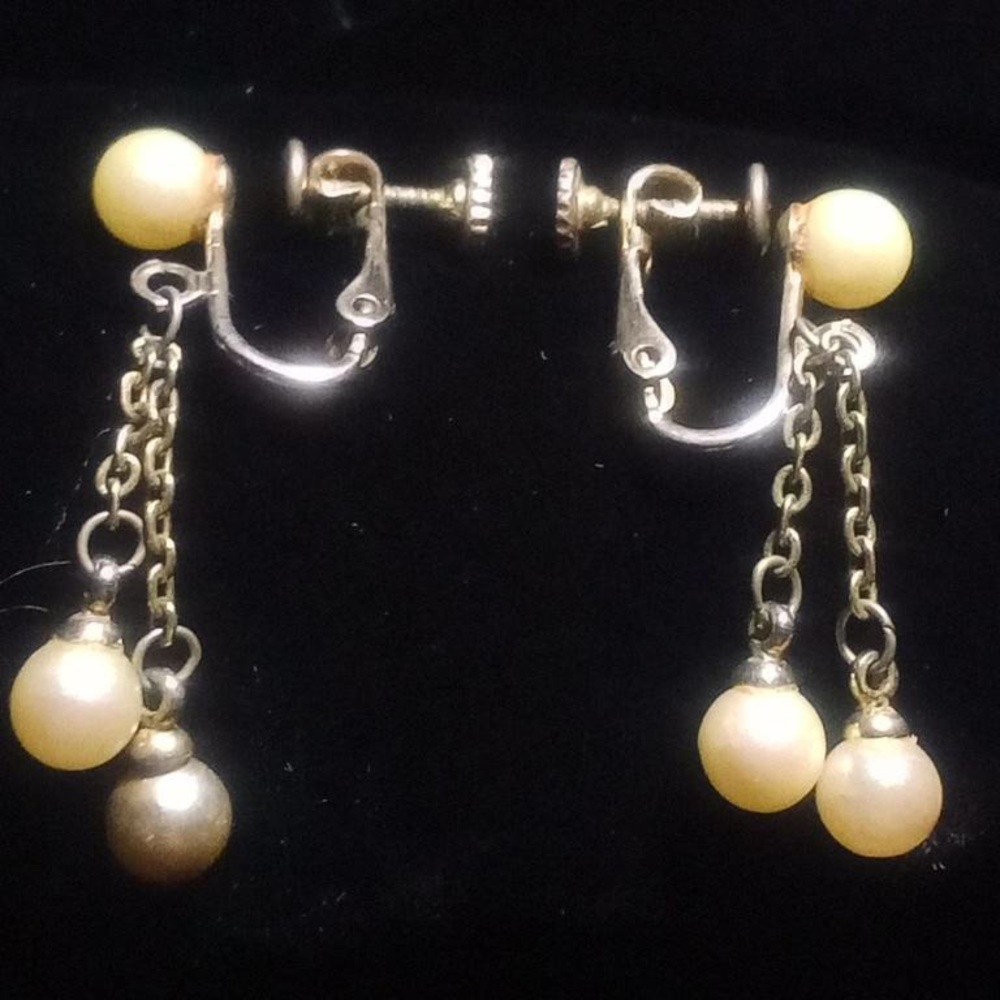 Vintage clip on earrings